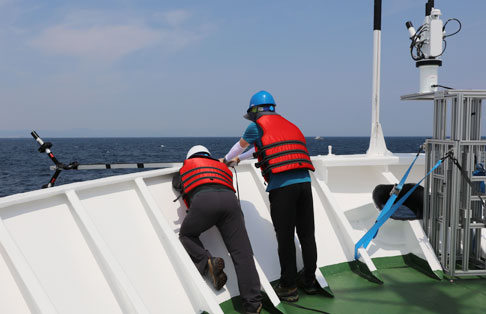 Images of Measurement of optical characteristics through TriOS of the vessel